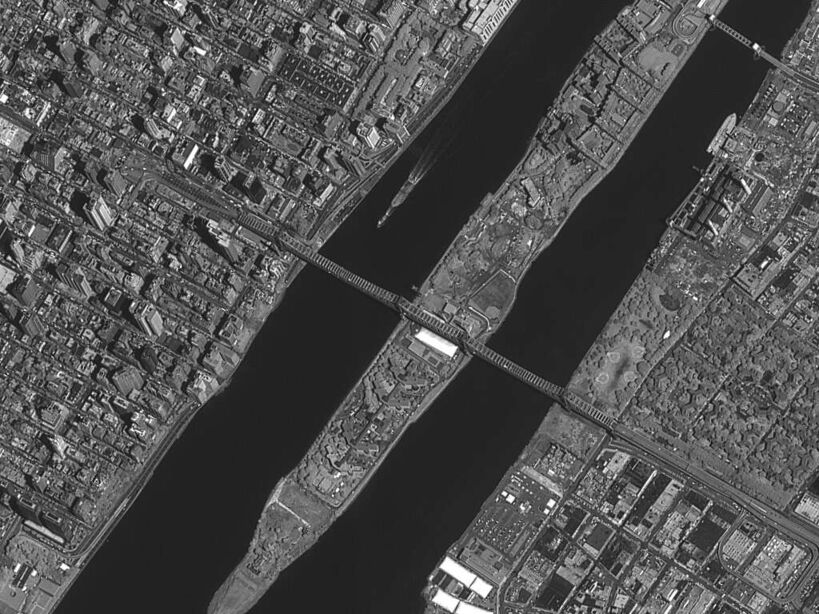 EROS-A卫星拍摄的伦敦大桥卫星图