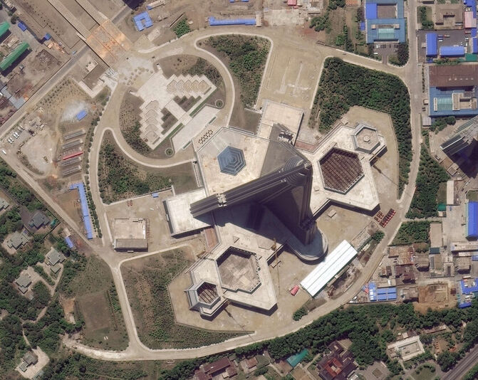 WorldView3卫星影像高清样图(点击查看大图) WorldView3卫星拍摄的城市卫星图