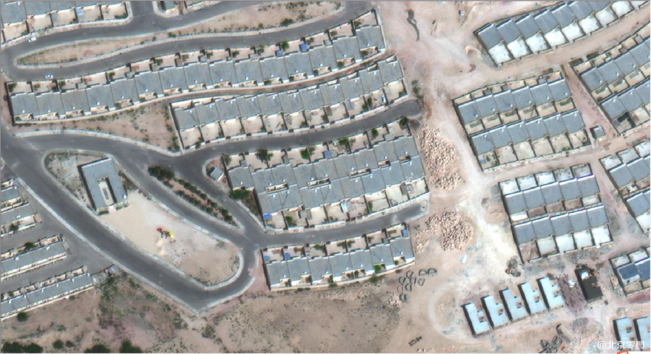 worldview3卫星影像图-阿布穆萨岛密集的房屋