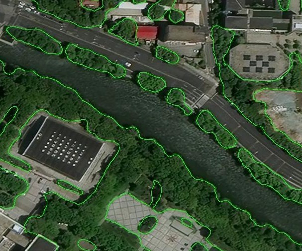 AI recognizes vegetation based on 0.5m satellite image.