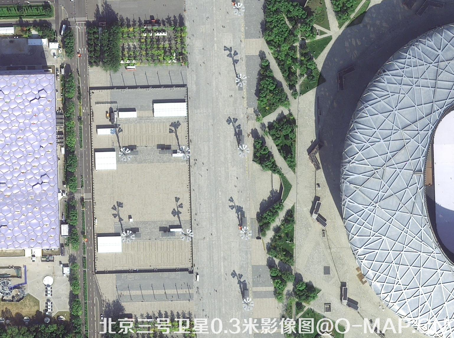 北京三号卫星拍摄的鸟巢和水立方0.3米卫星地图