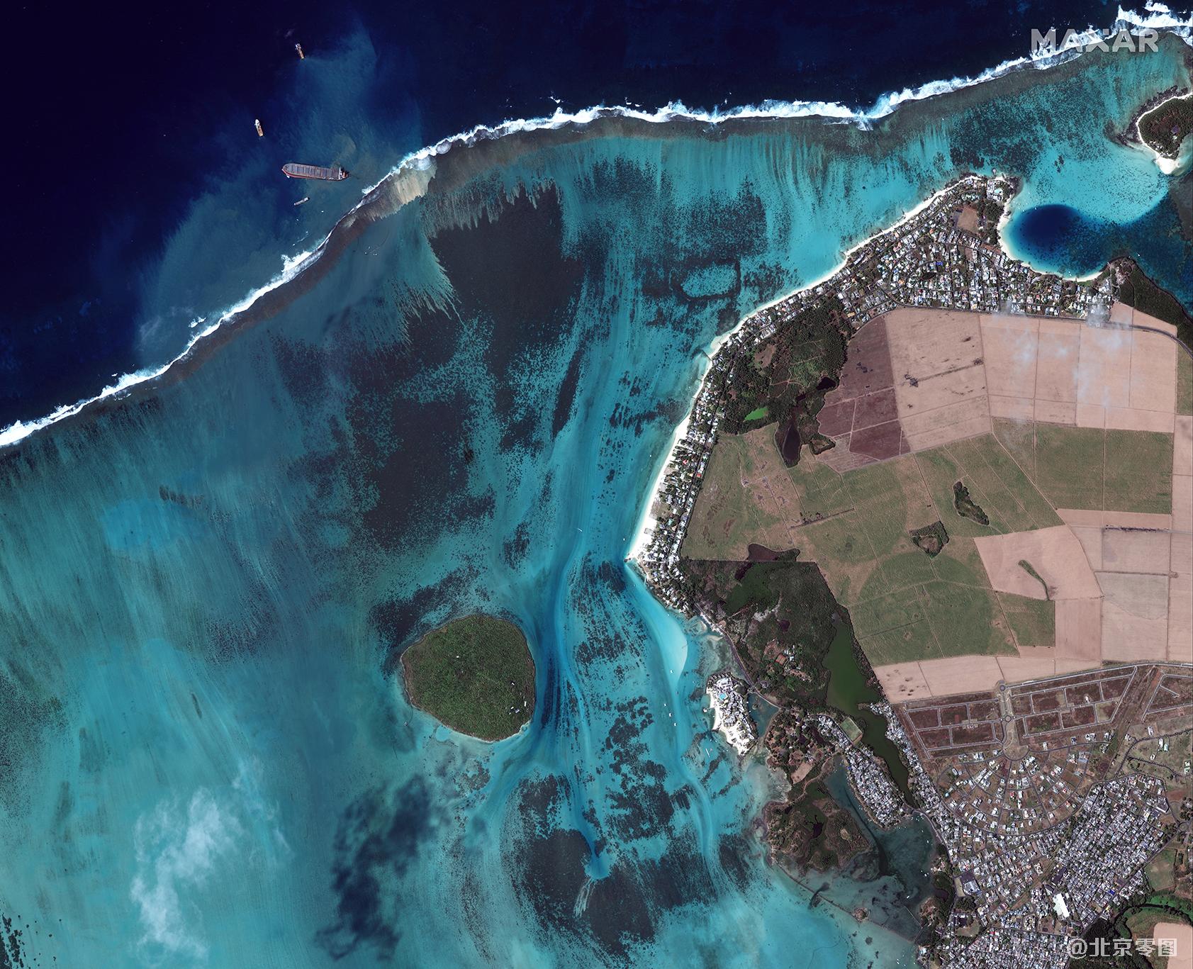 毛里求斯漏油事件卫星影像图