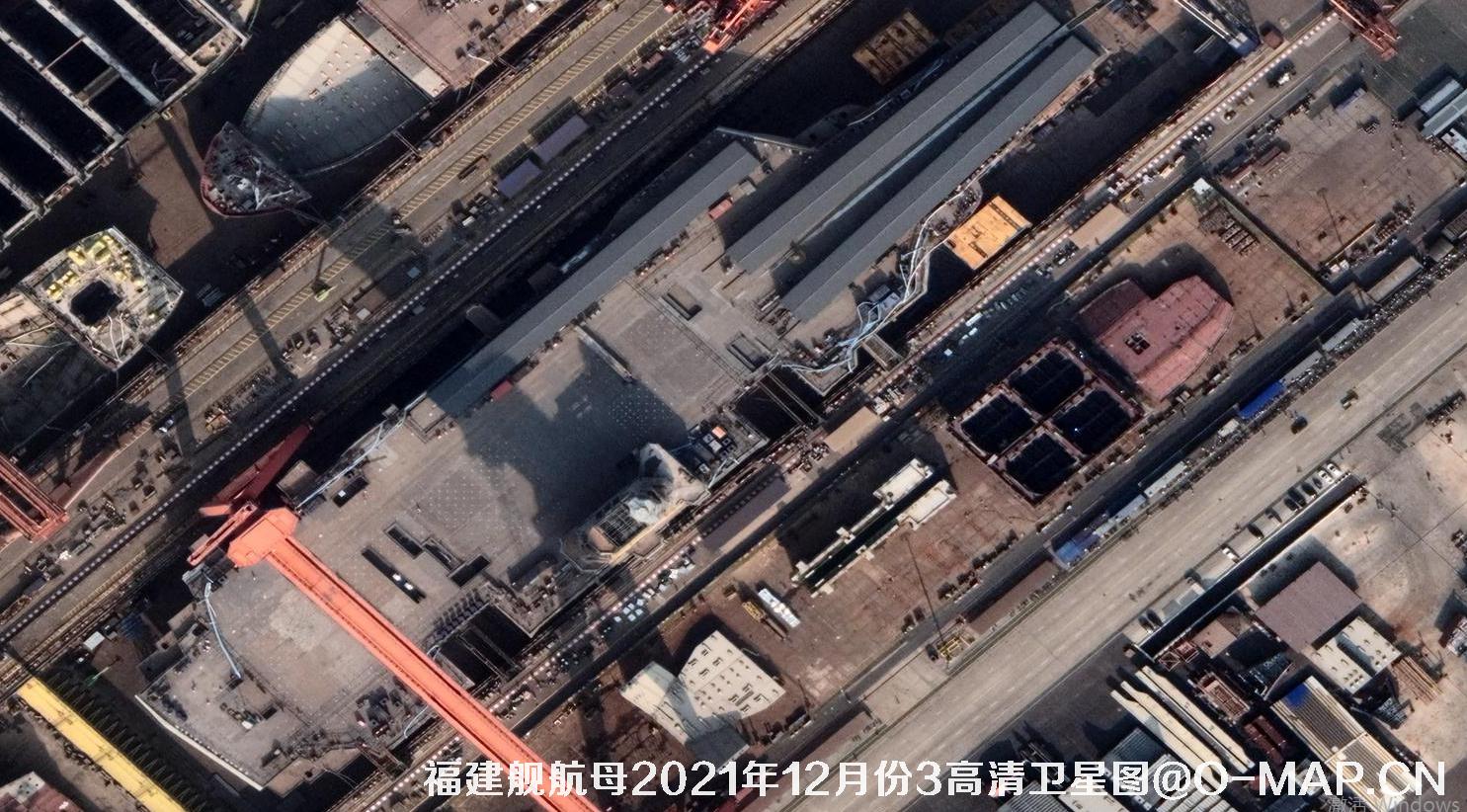 谷歌卫星地图上的福建舰航母高清卫星图片