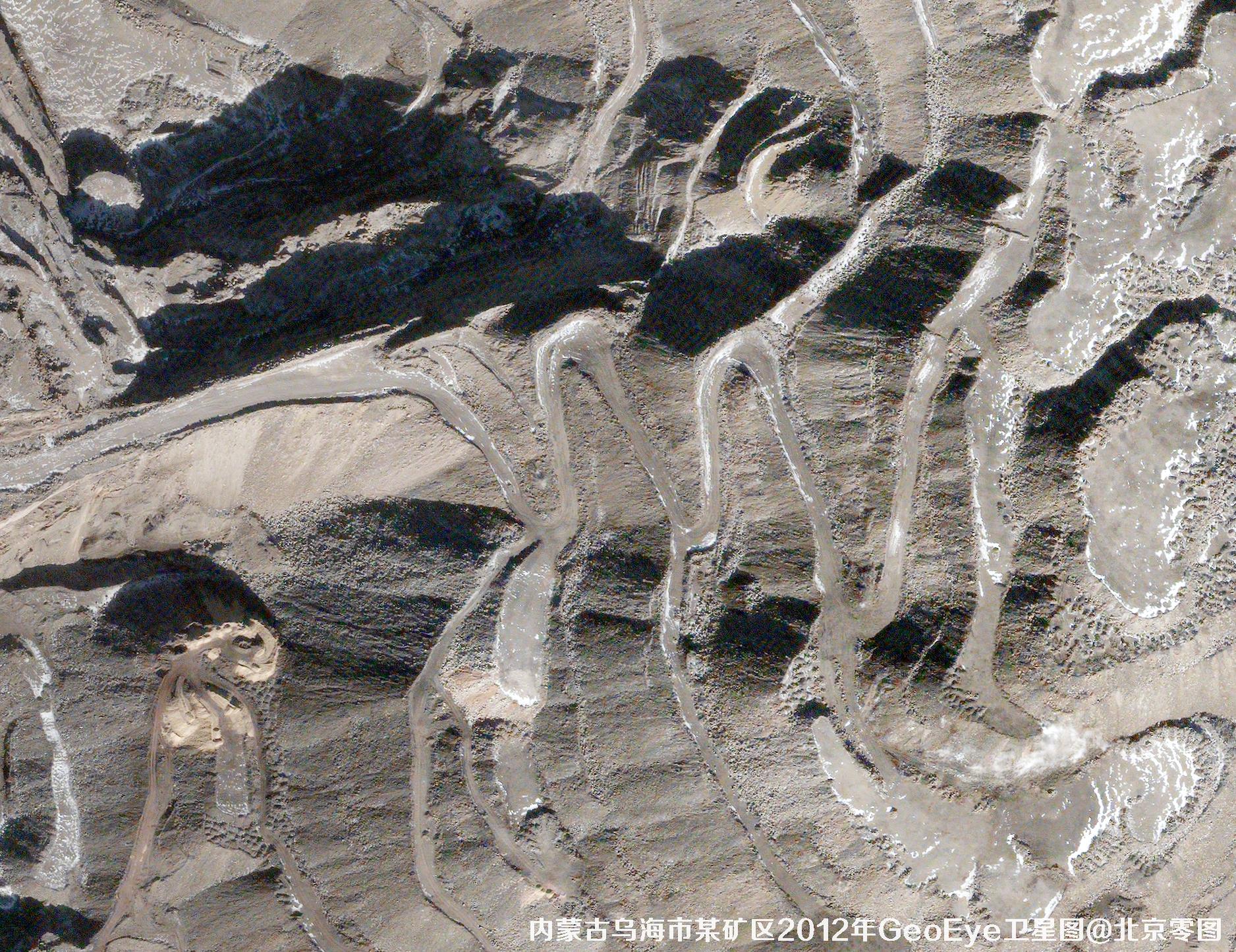 GeoEye卫星2012年拍摄的内蒙古乌海市某矿区卫星图