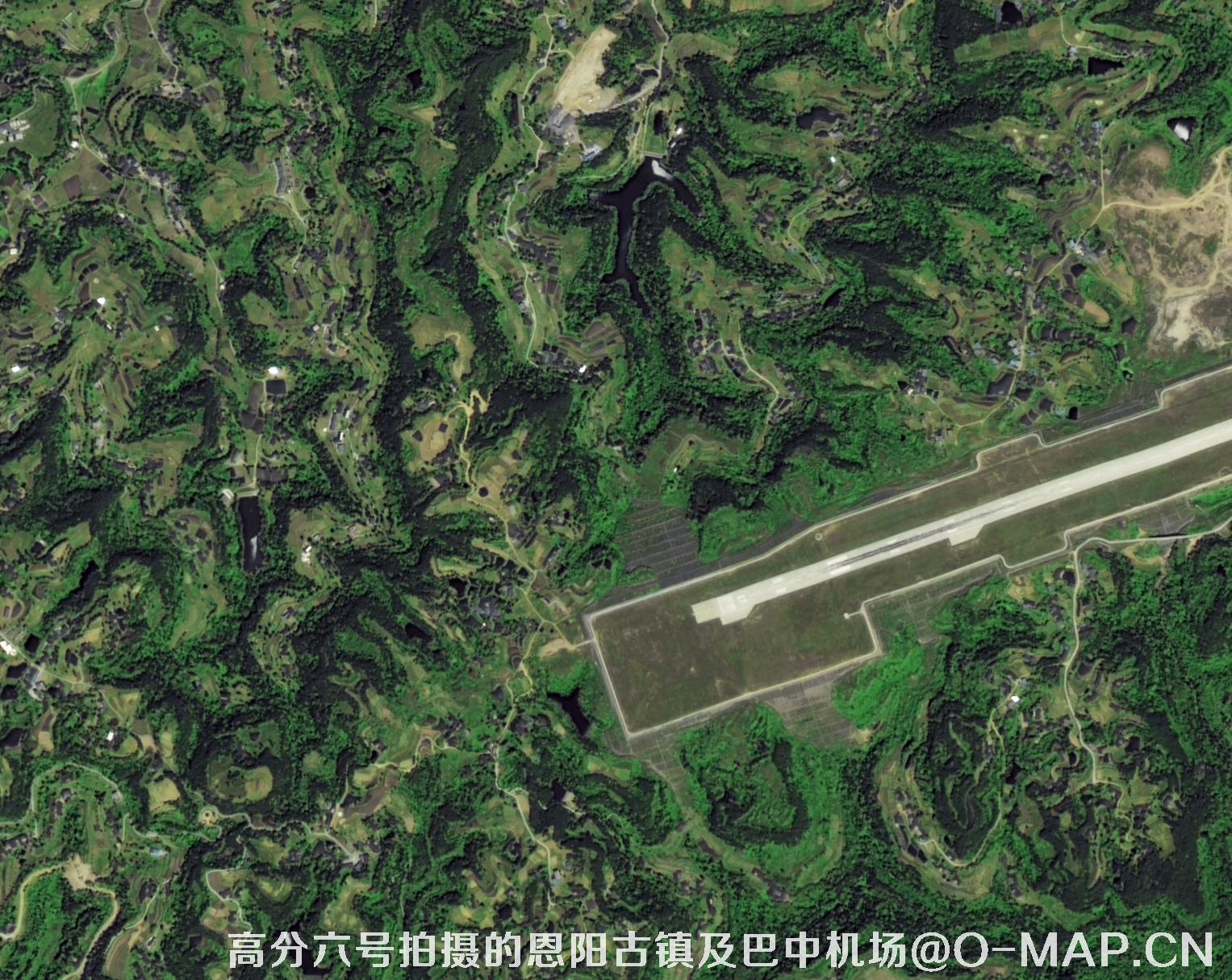 高分六号卫星恩阳古镇和巴中机场影像图