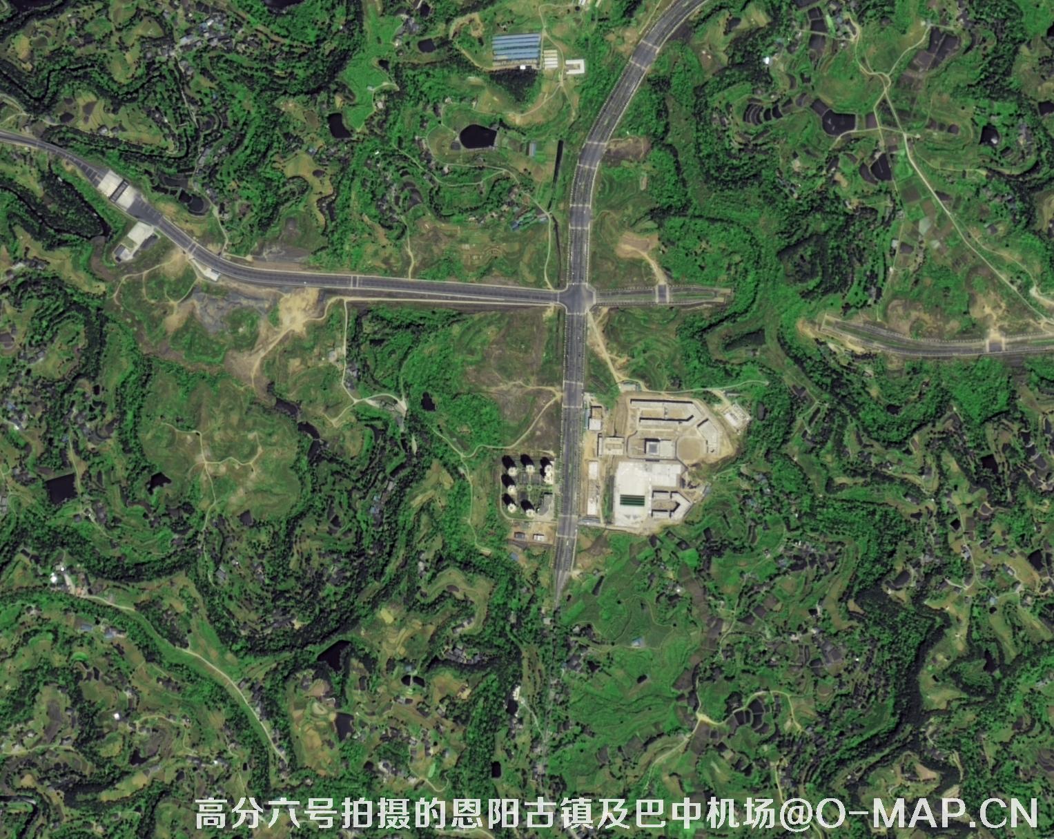 高分六号卫星恩阳古镇和巴中机场影像图