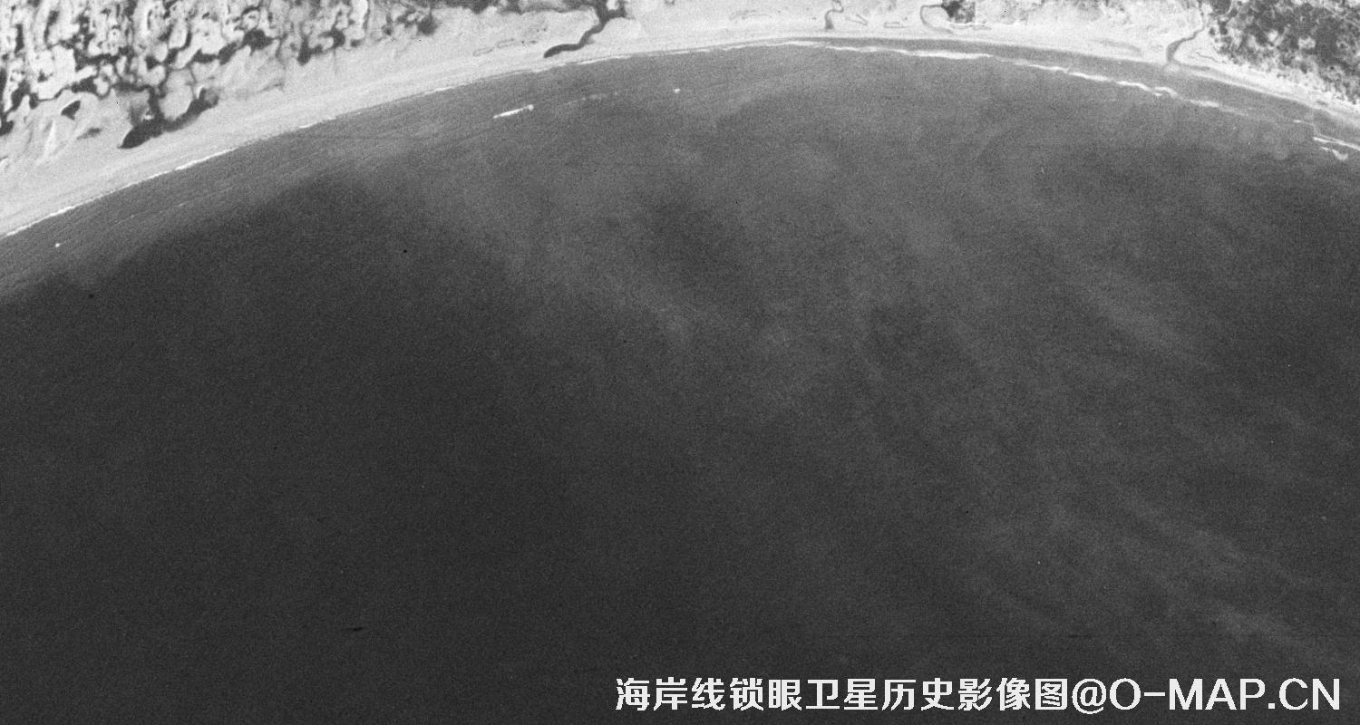 锁眼卫星拍摄的湛江市海岸线历史影像图