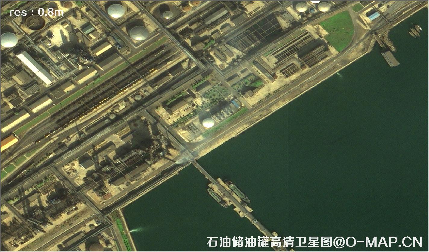 高分辨率卫星拍摄的石油储蓄罐卫星图片