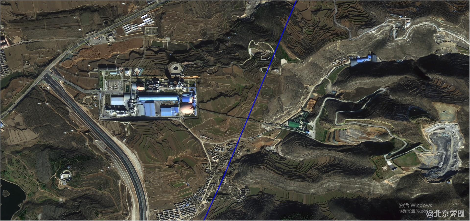高分二号卫星拍摄的高平东铁路沿线卫星图