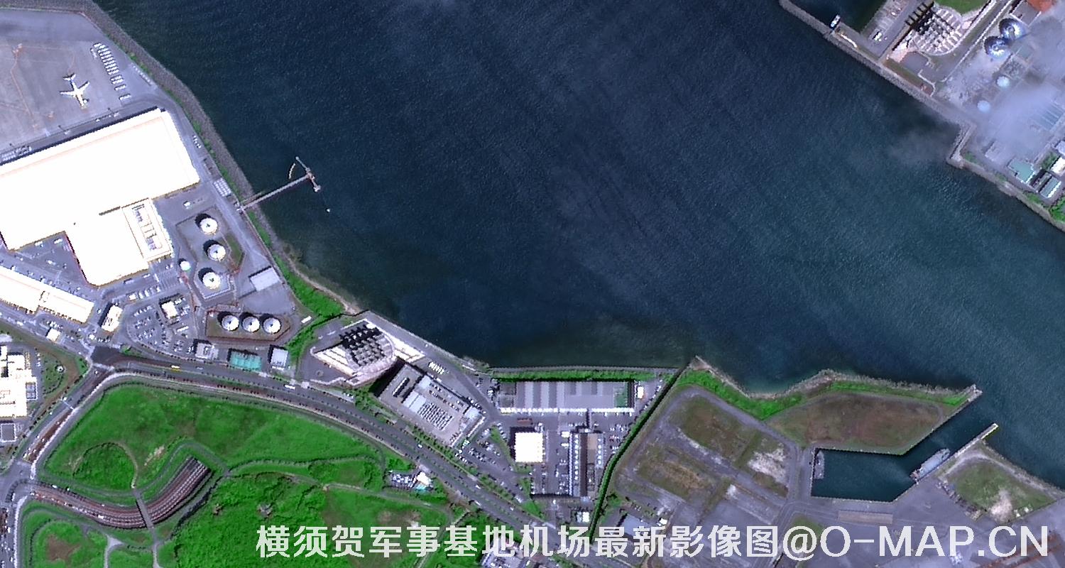 横须贺军事基地机场最新影像图
