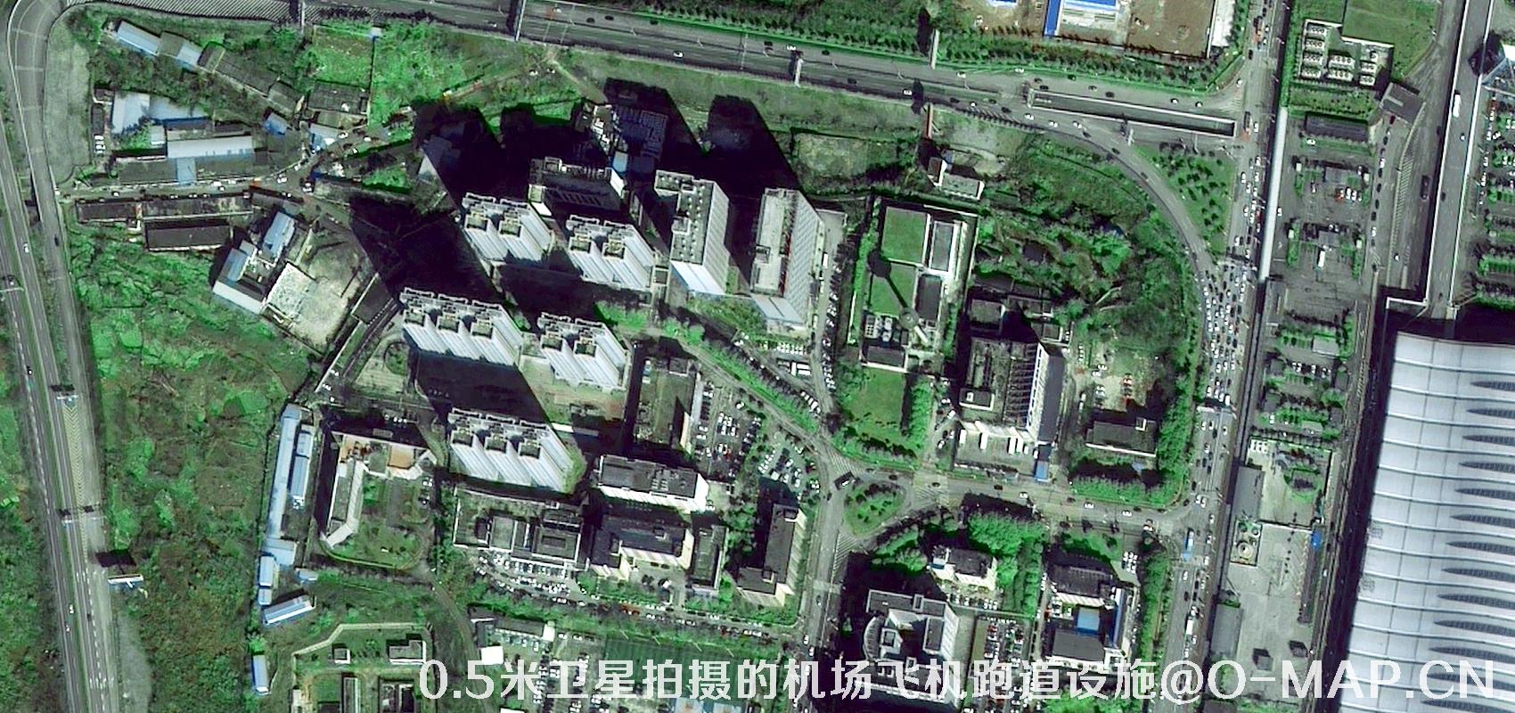 0.5米分辨率卫星拍摄的机场飞机跑道设施卫星图片