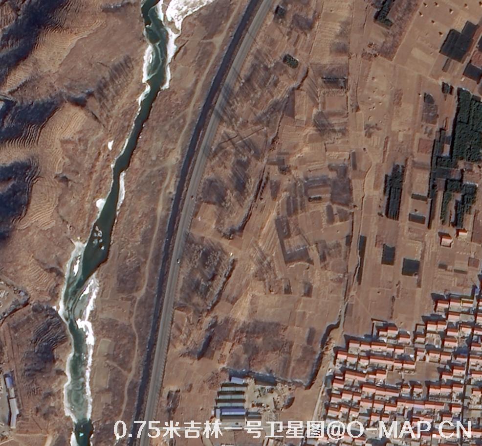 吉林一号卫星拍摄的河北省承德市0.75米卫星图