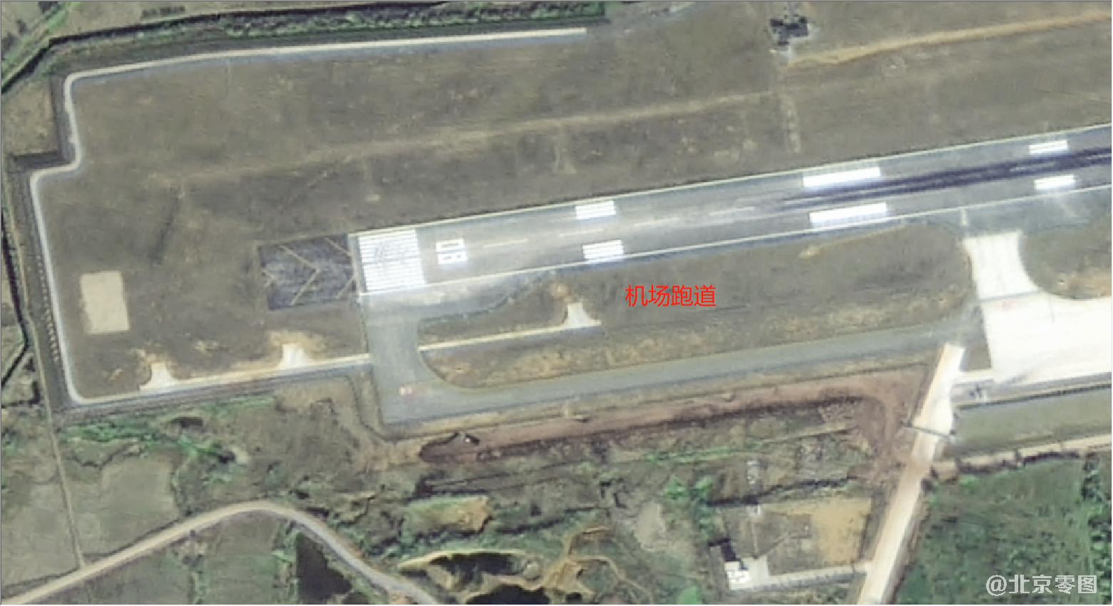 0.8米高分二号卫星拍摄的机场卫星图