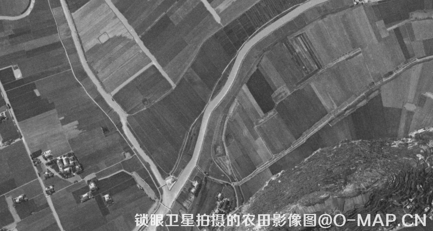 KeyHole锁眼卫星历史影像拍摄的农田影像图
