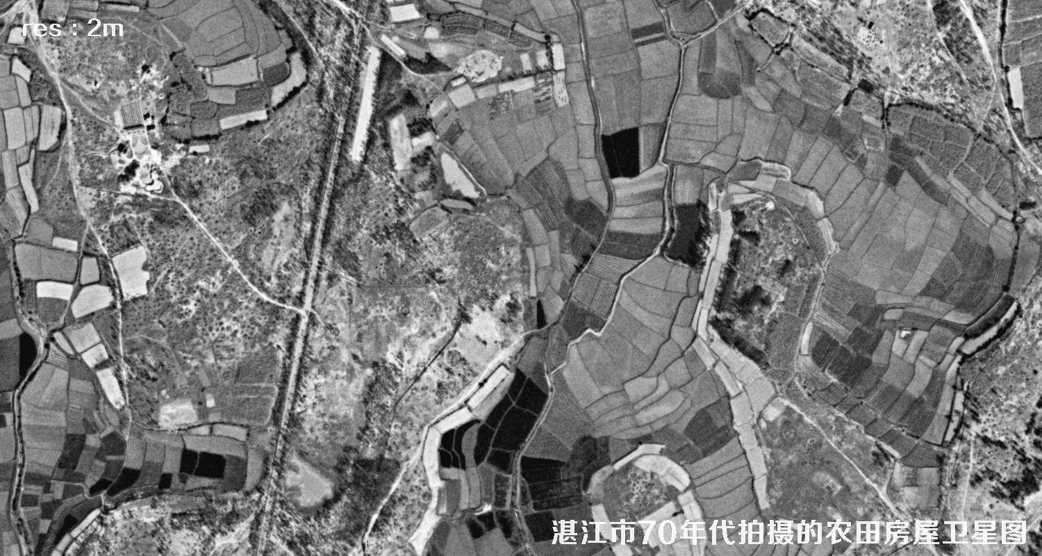 美国侦察卫星在70年代拍摄的湛江市房屋农田高清历史卫星图片