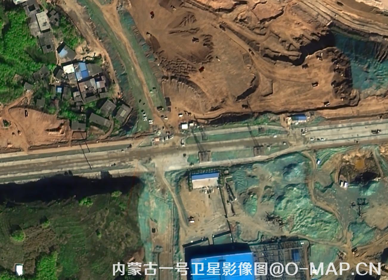 内蒙古一号卫星拍摄的0.5米矿区开采影像图