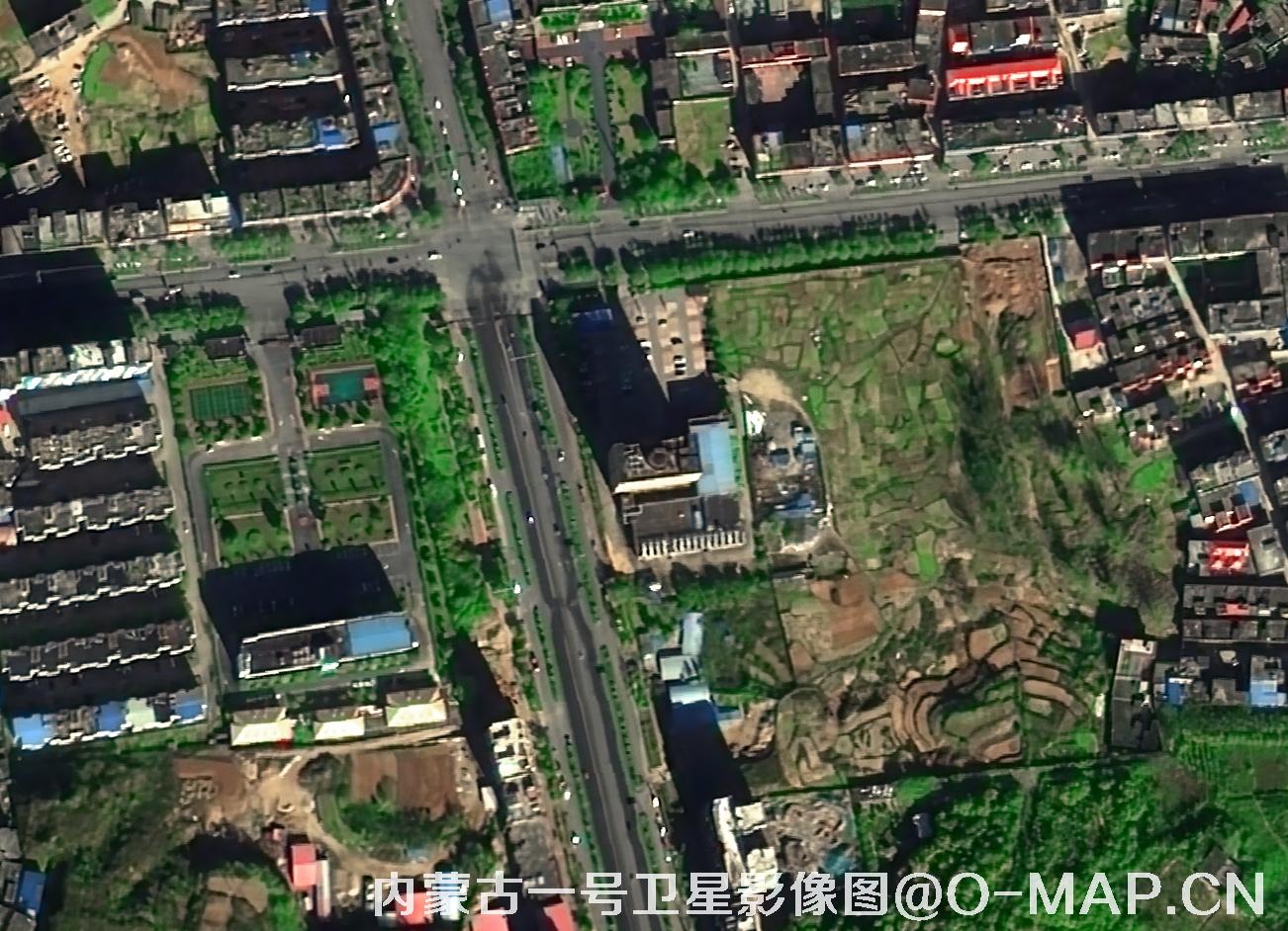 内蒙古一号卫星拍摄的0.5米公园绿地影像图