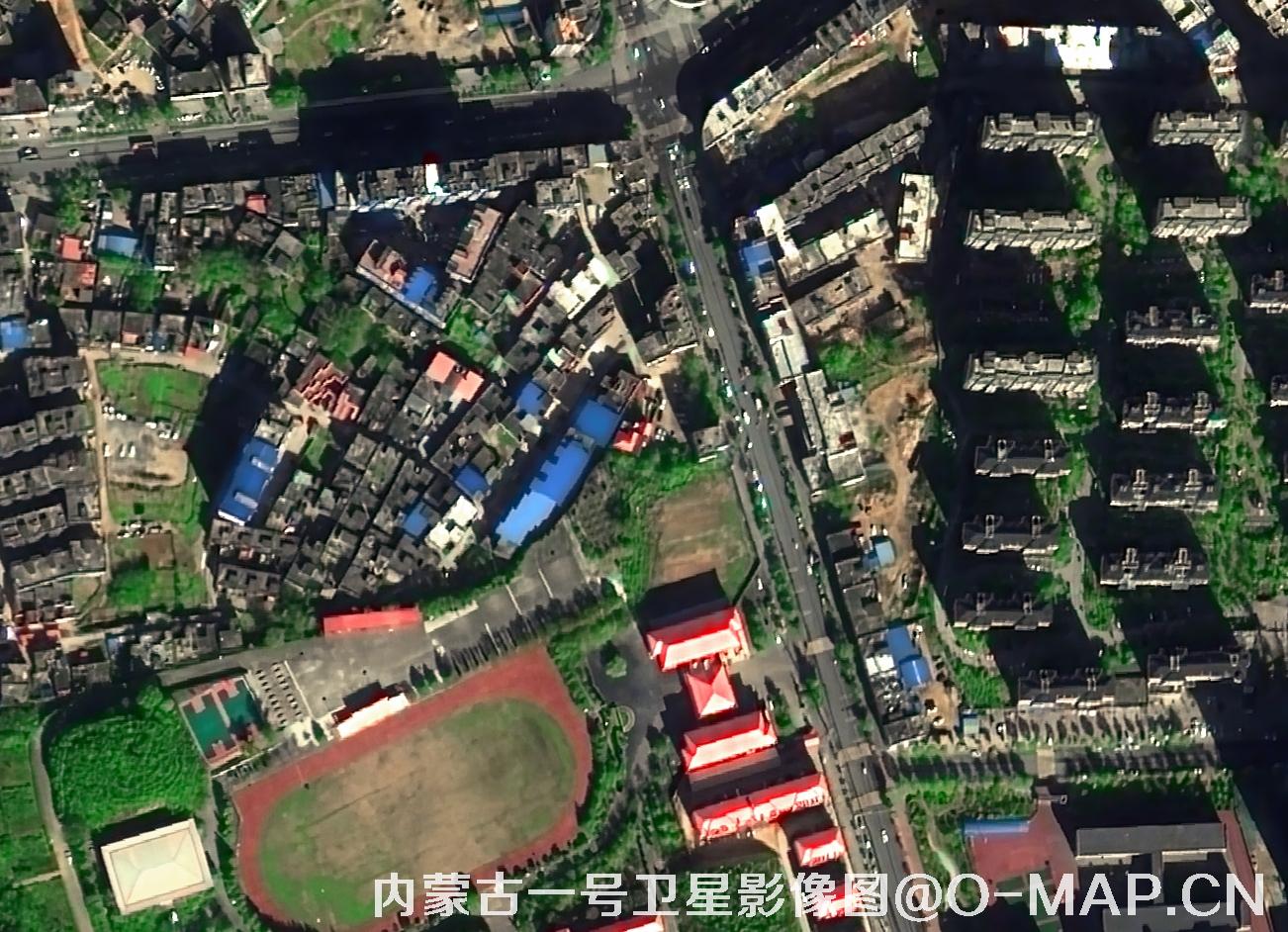 内蒙古一号卫星拍摄的0.5米学校操场影像图