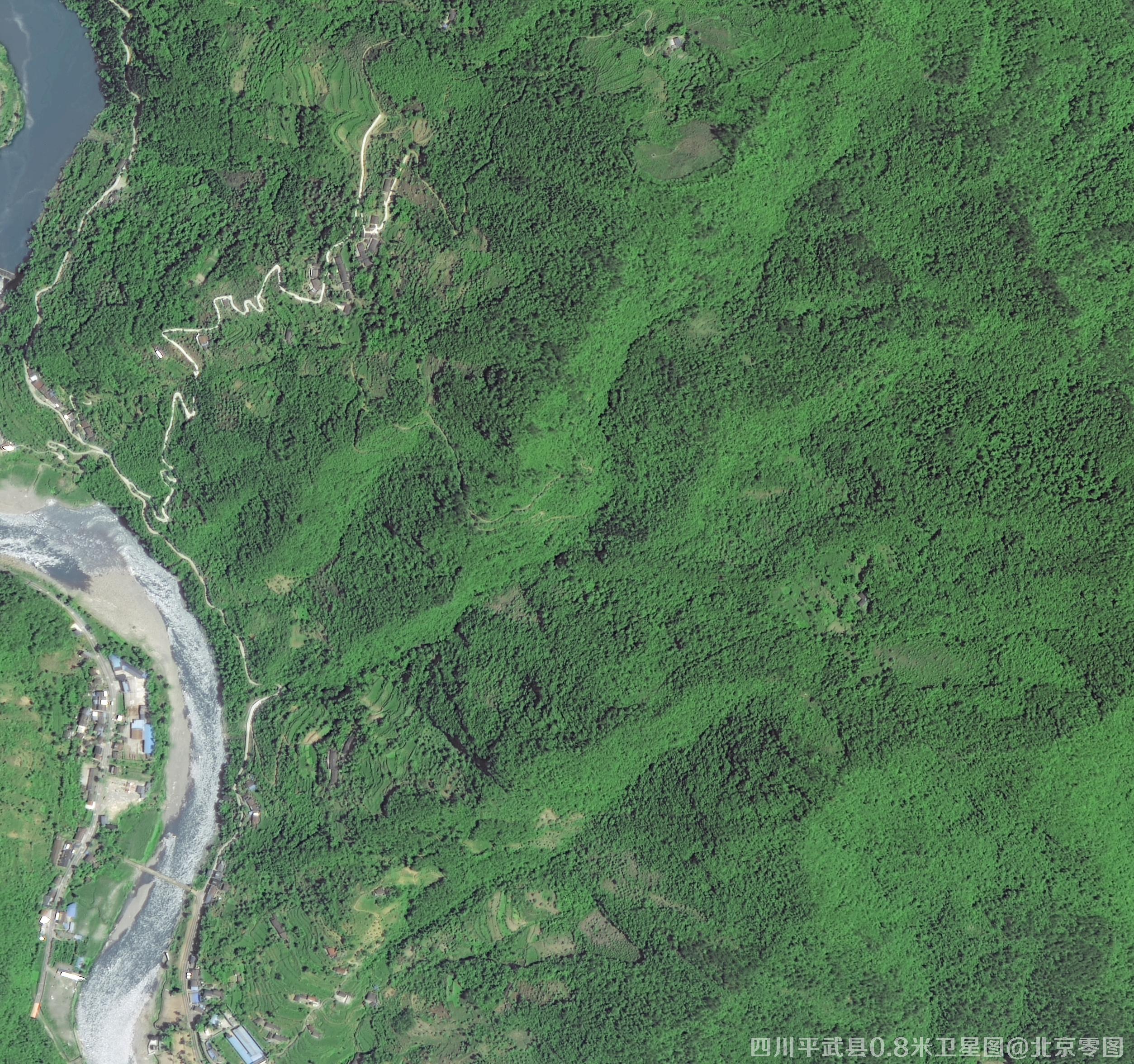 四川平武县2021年0.8米卫星图