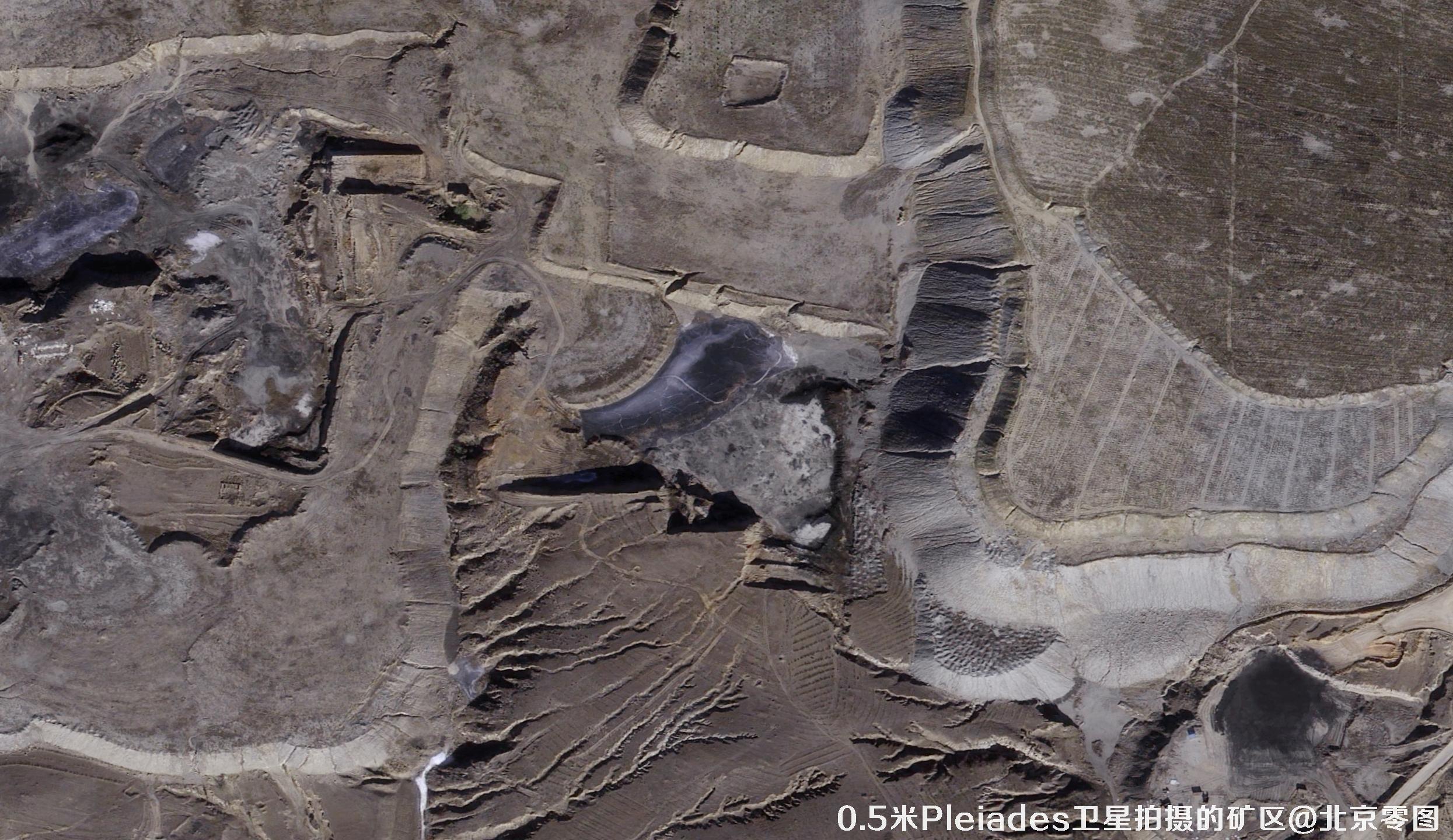 0.5米Pleiades卫星拍摄的内蒙古矿区卫星图