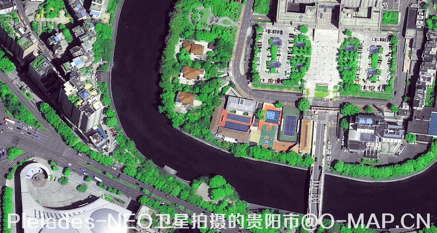 0.3米分辨率Pleiades-NEO卫星拍摄的贵阳市影像图