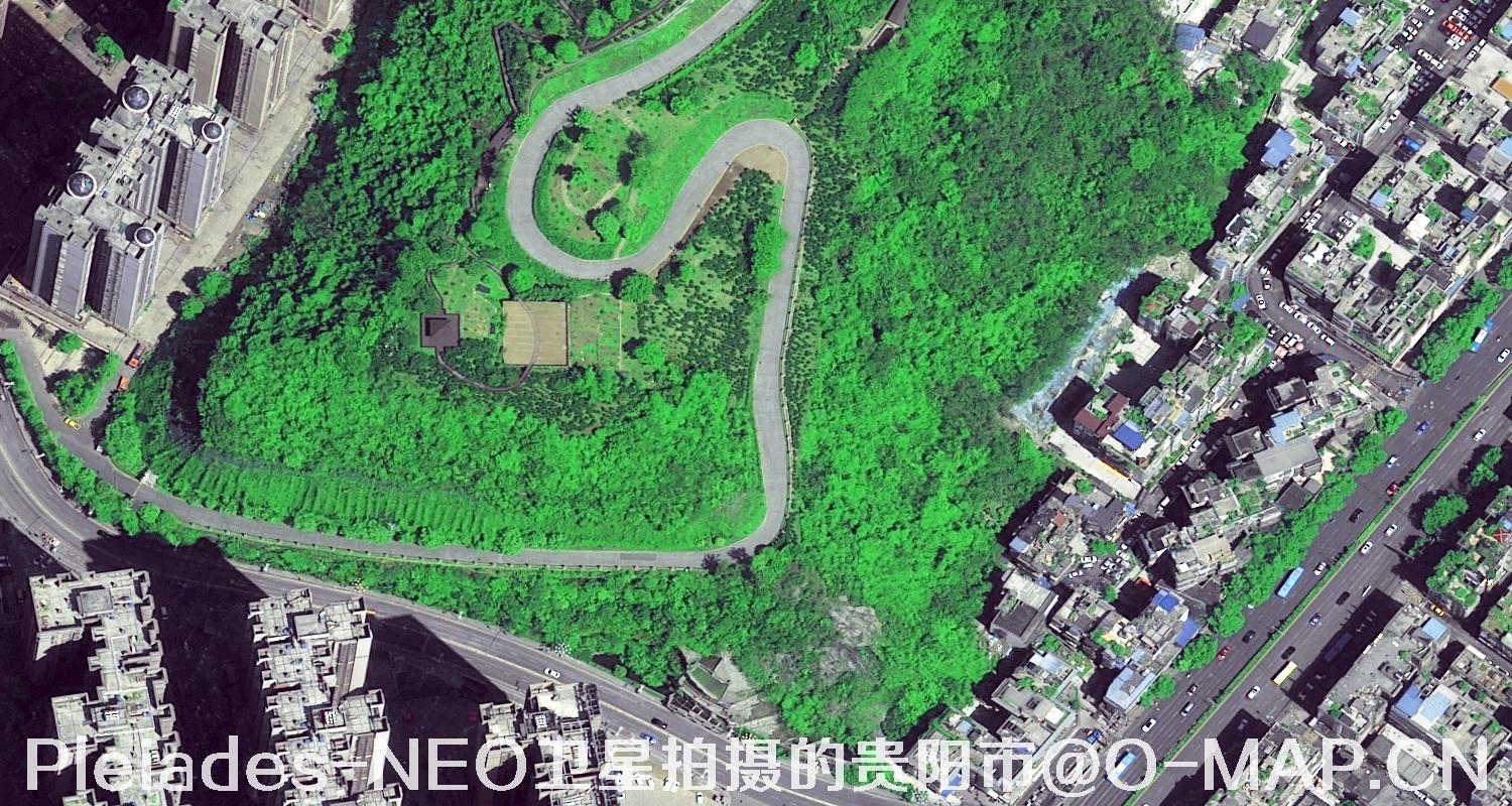 0.3米分辨率Pleiades-NEO卫星拍摄的贵阳市影像图