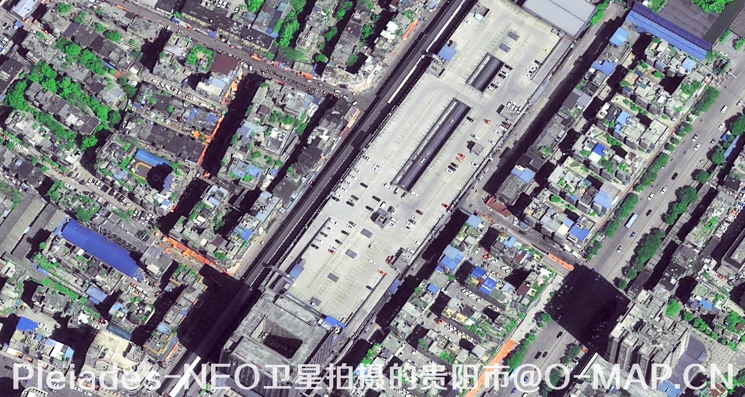 0.3米分辨率Pleiades-NEO卫星拍摄的贵阳市影像图