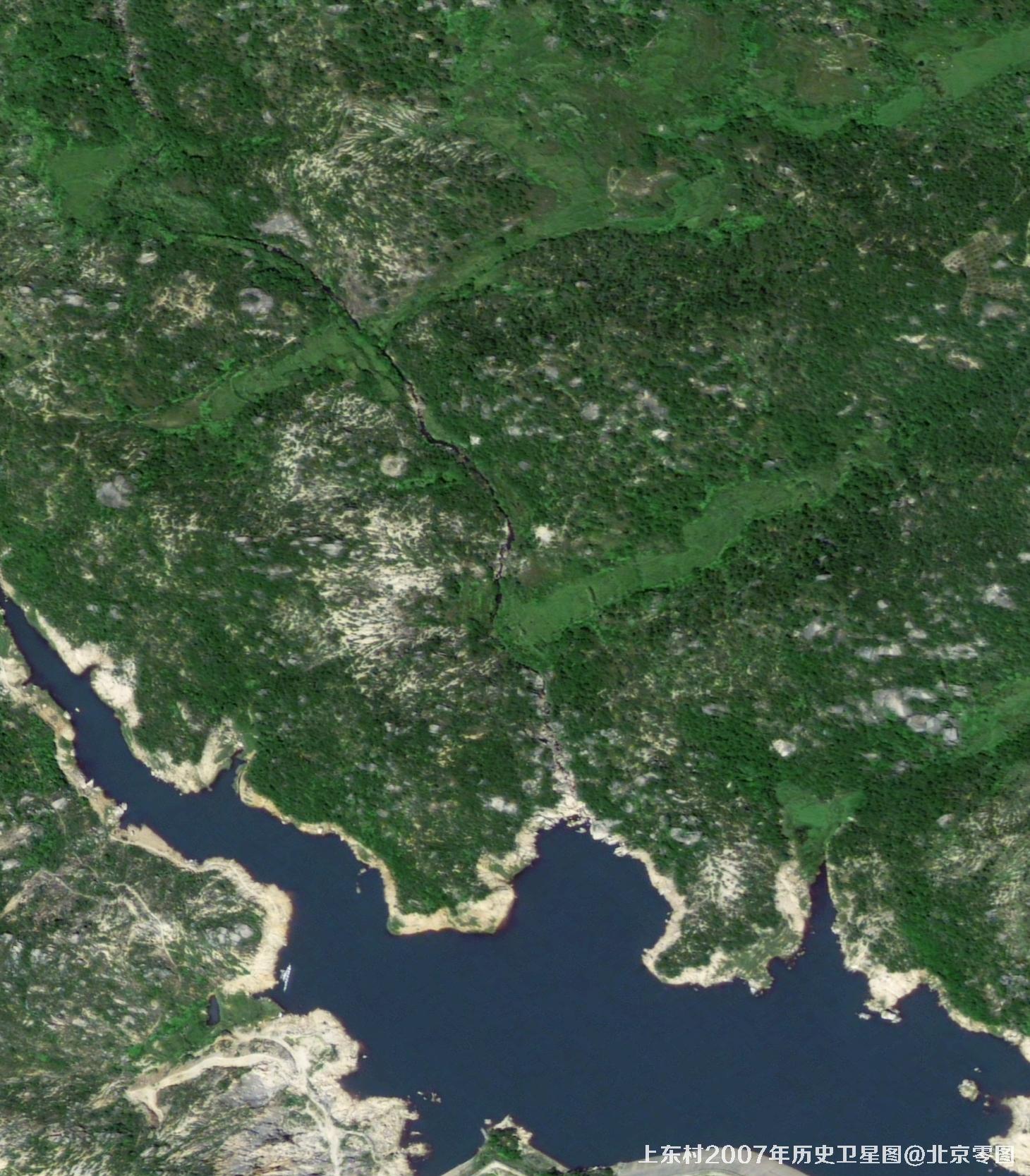 上东村2007年高清历史卫星图