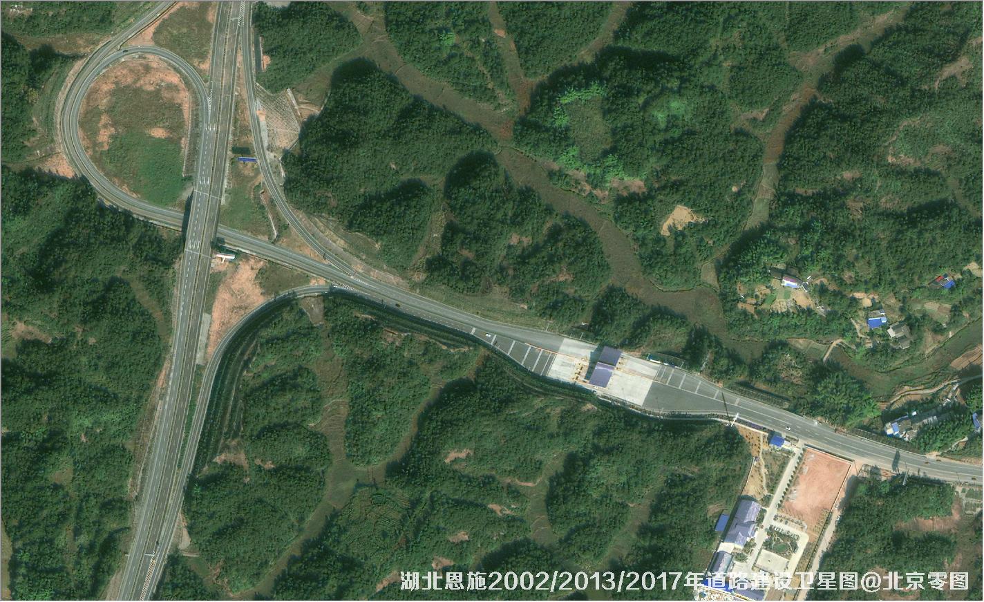 点击查看大图 湖北恩施道路建设变化卫星图