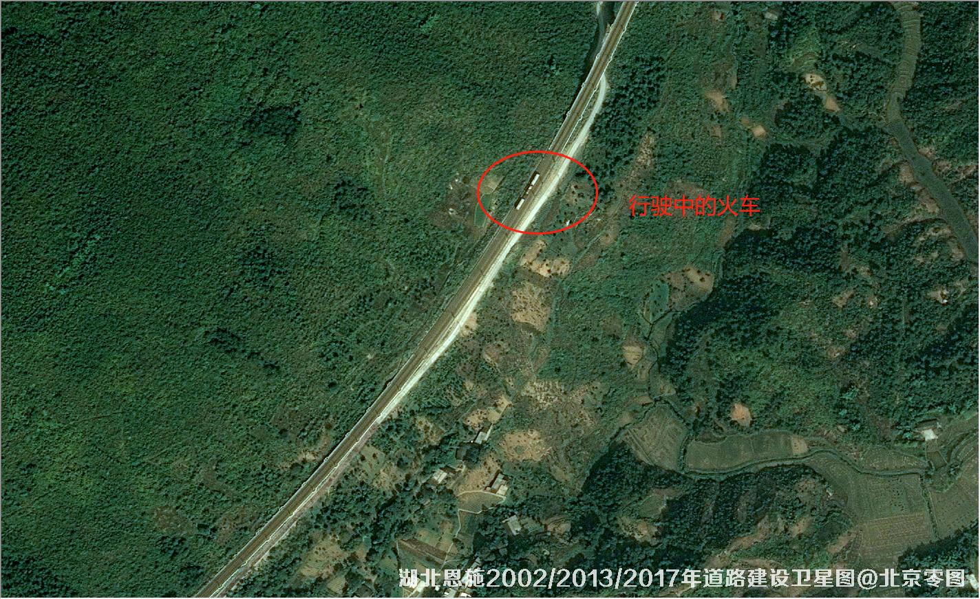 点击查看大图 湖北恩施道路建设变化卫星图