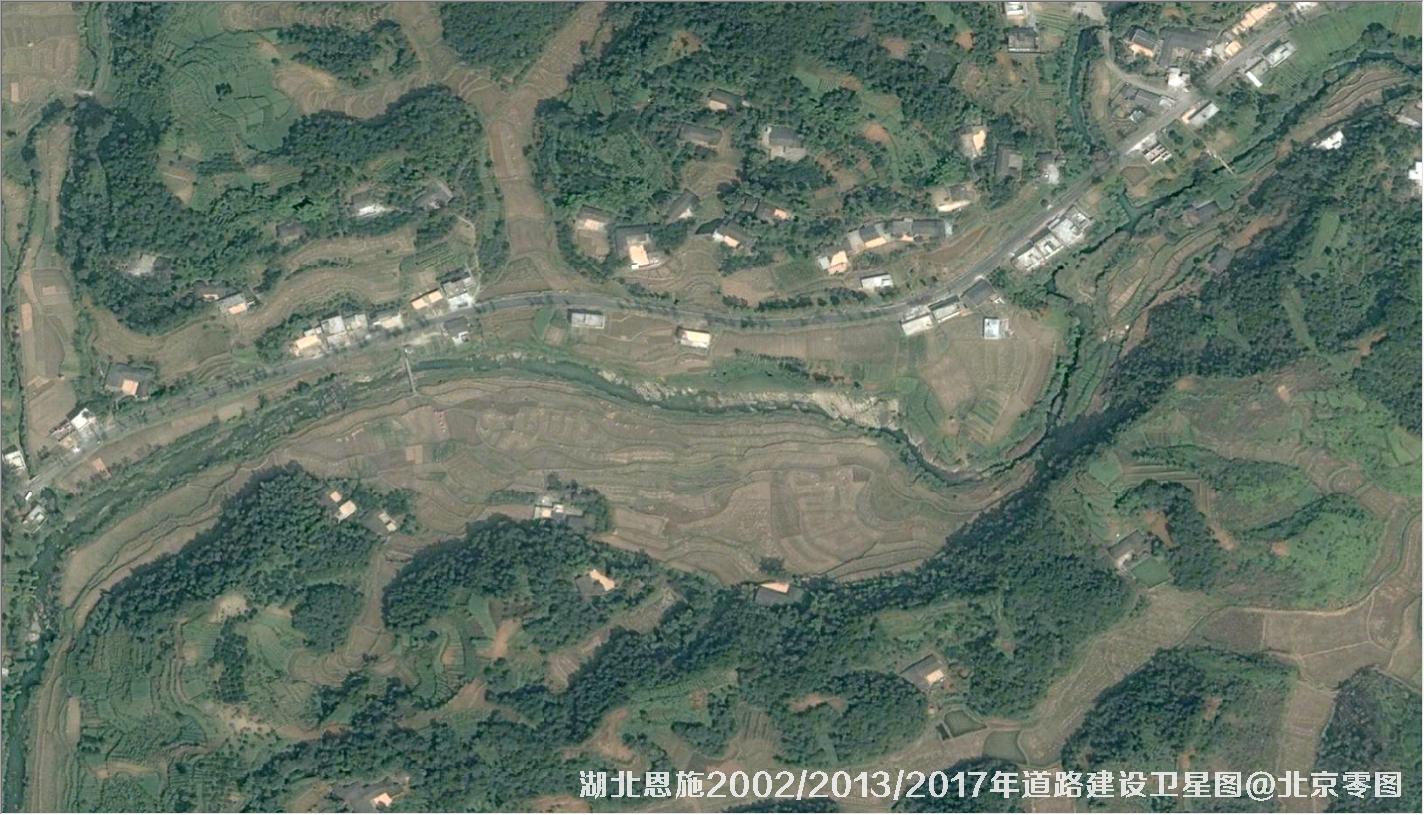 点击查看大图 湖北恩施道路建设变化卫星图