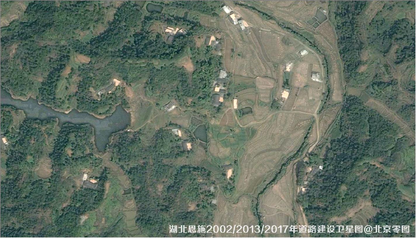 点击查看大图 湖北恩施道路建设变化卫星图