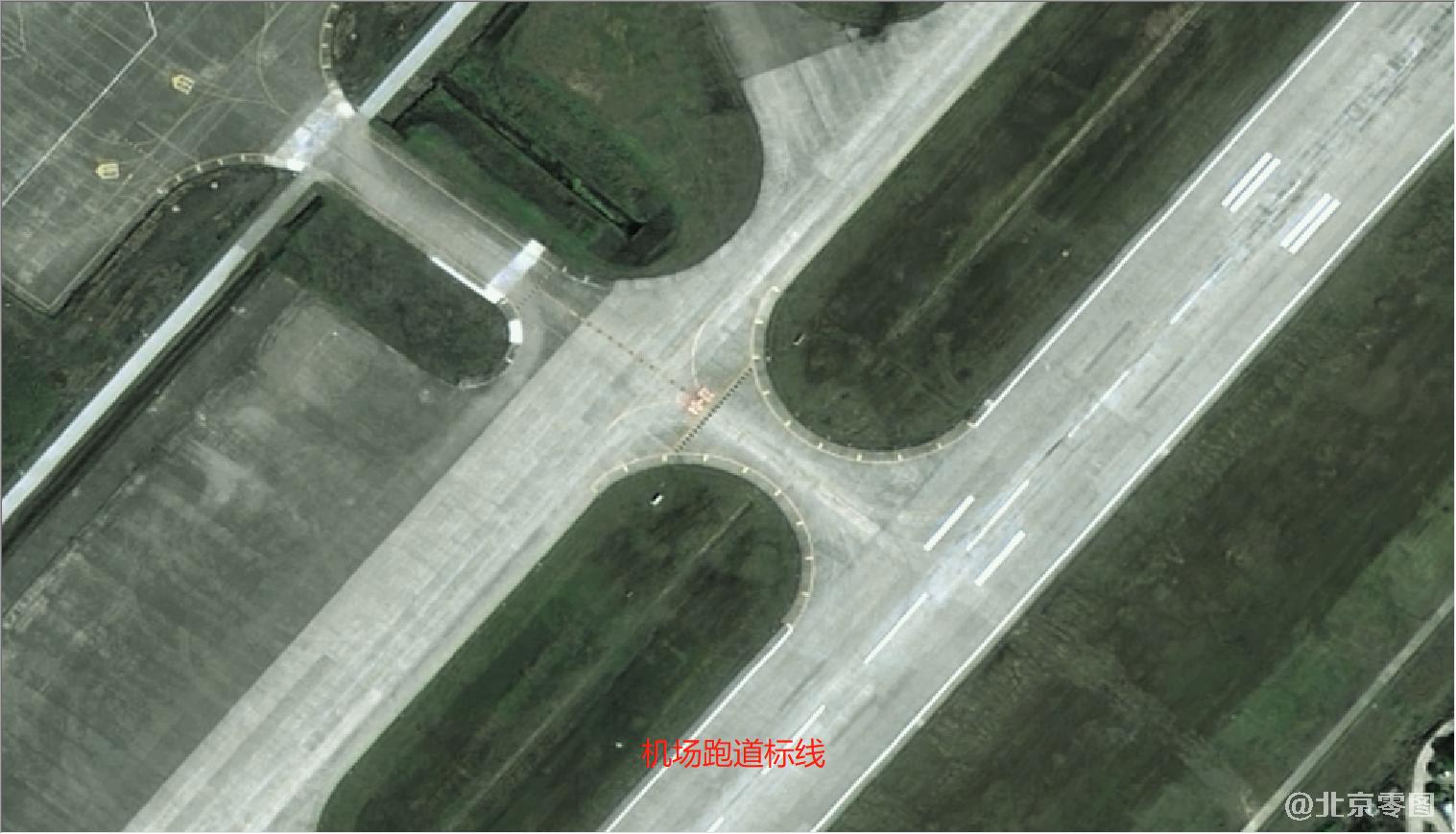 机场最新高清卫星图-机场标线