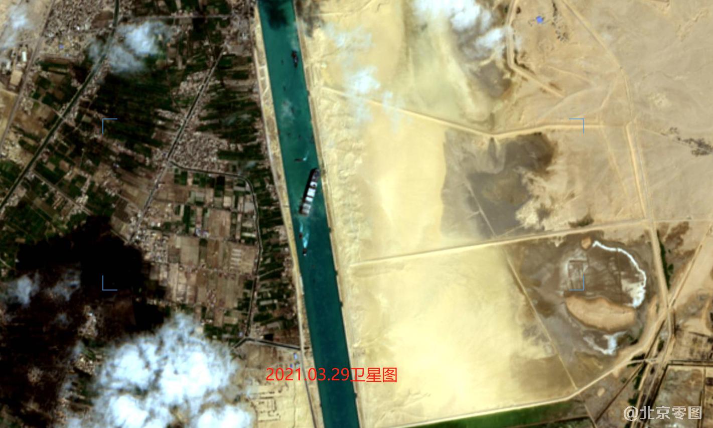 苏伊士运河3月29日卫星图显示搁浅货轮逐渐恢复姿态