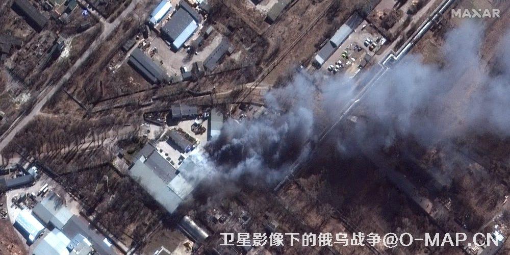 Maxar卫星拍摄的俄乌战争中燃烧的房屋影像图