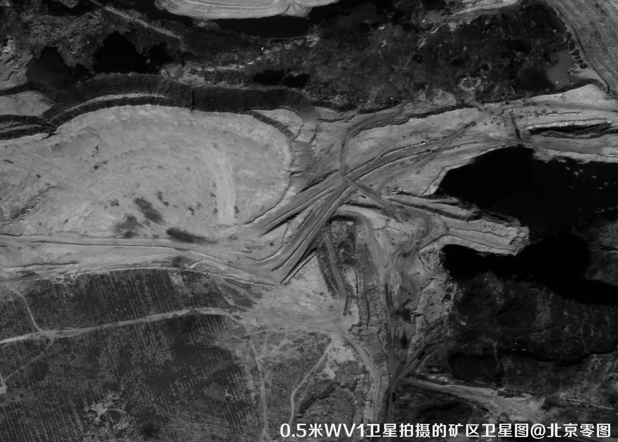 0.5米WorldView1卫星拍摄的矿区卫星图
