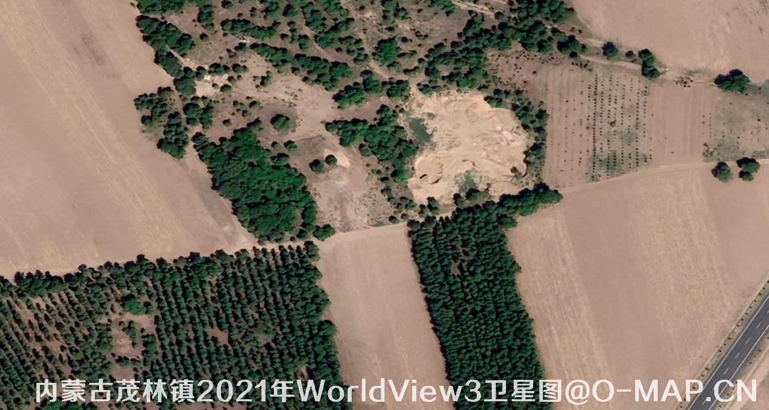 WorldView3卫星2021年拍摄的内蒙古茂林镇0.3米卫星图