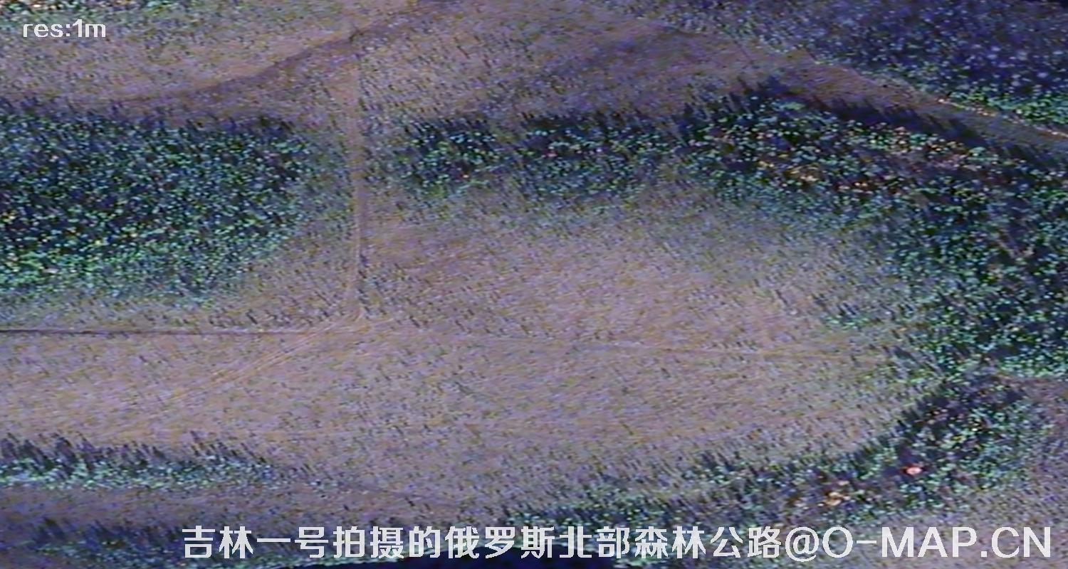 吉林一号卫星拍摄的俄罗斯北部森林公路