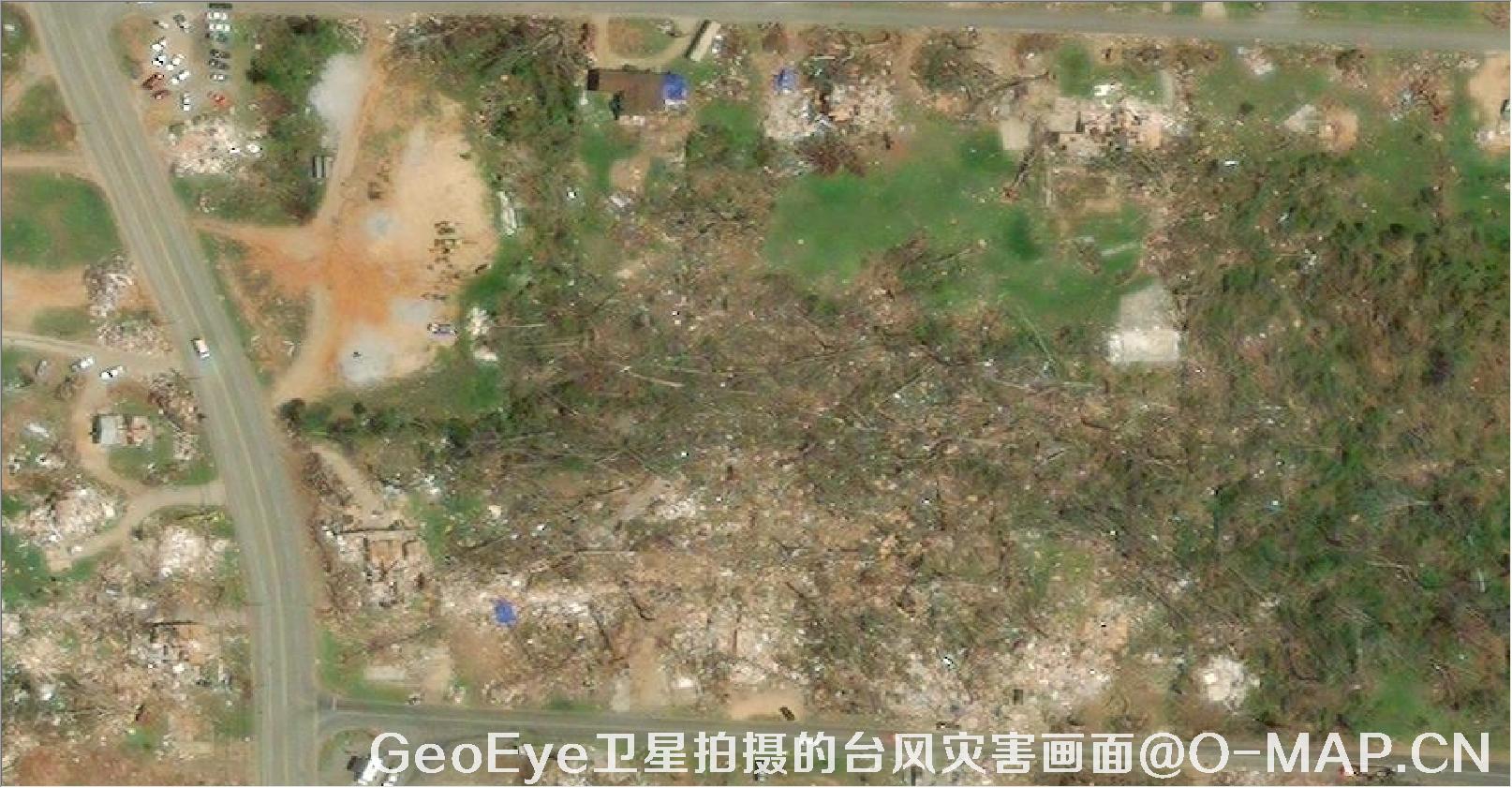 GeoEye卫星拍摄的2011年美国乔普林市龙卷风灾害画面