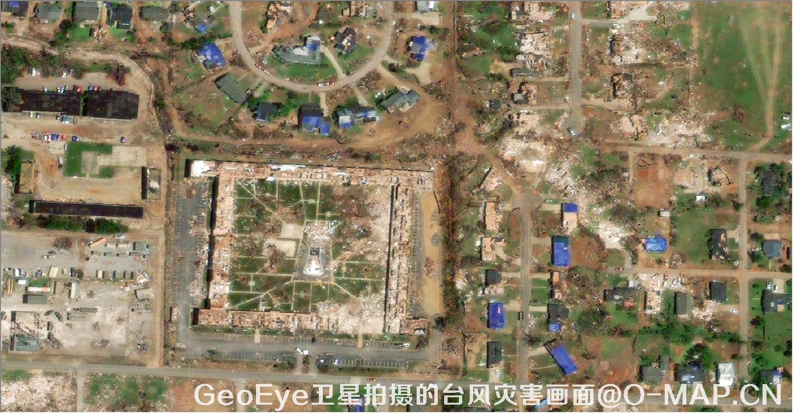 GeoEye卫星拍摄的2011年美国乔普林市龙卷风灾害画面