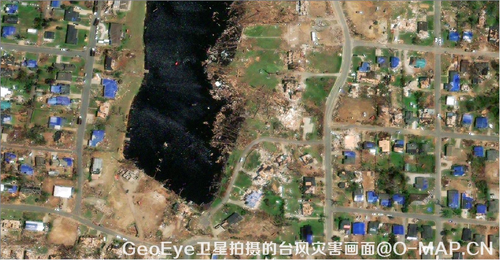 GeoEye卫星拍摄的2011年美国乔普林市龙卷风灾害画面