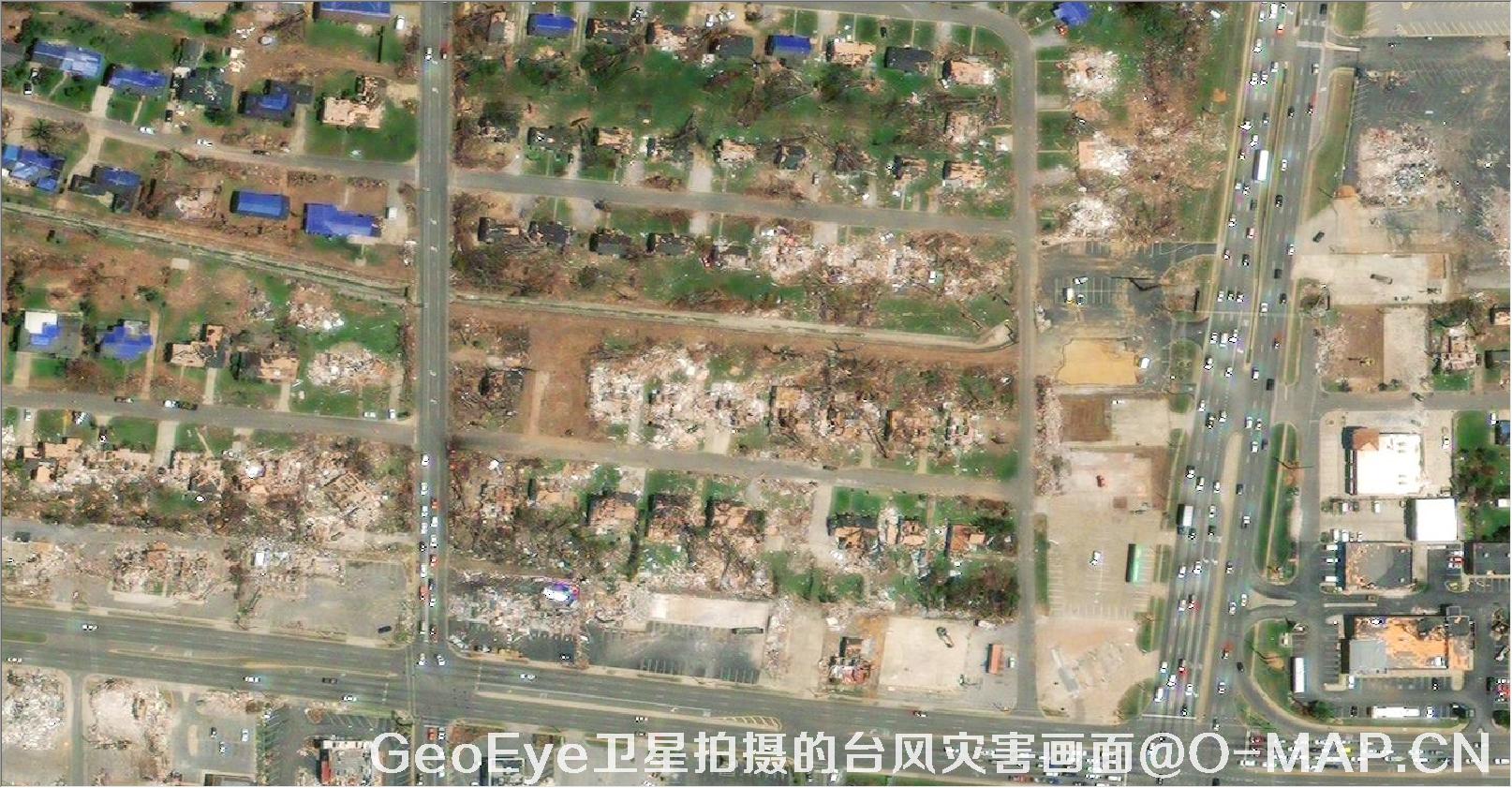 GeoEye卫星拍摄的2011年美国乔普林市龙卷风灾害画面