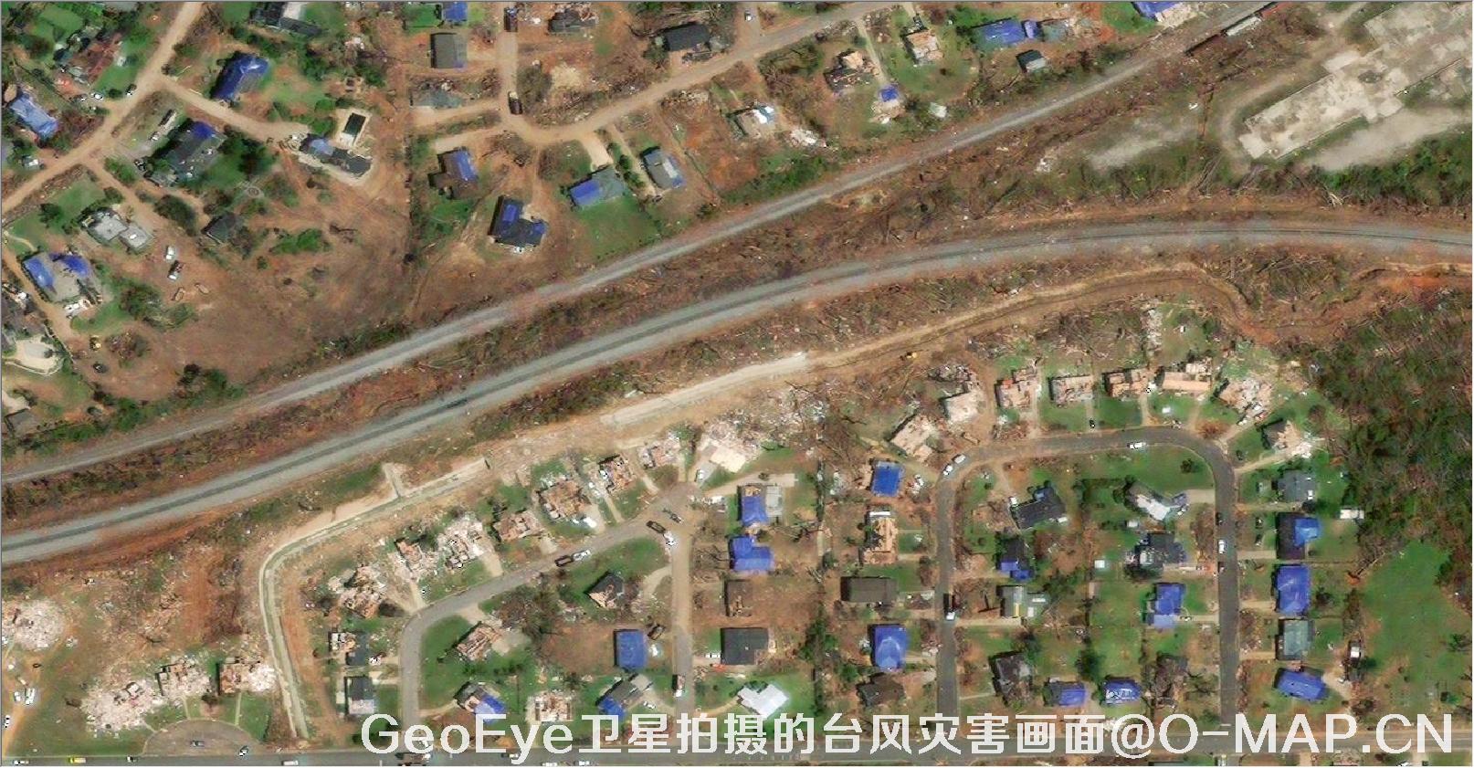 GeoEye卫星拍摄的2011年美国乔普林市龙卷风灾害画面