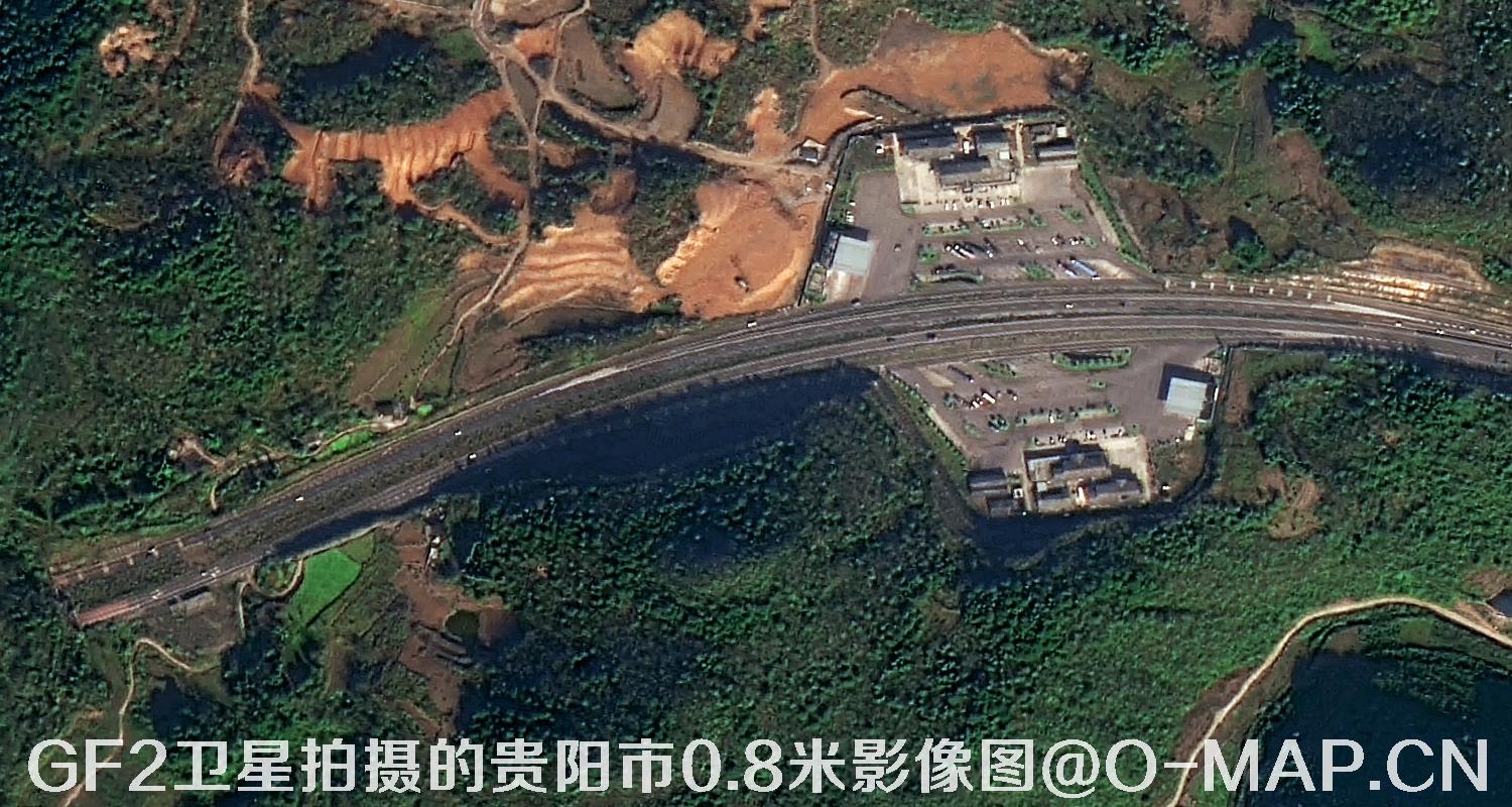 高分二号卫星拍摄的贵阳市0.8米分辨率影像图