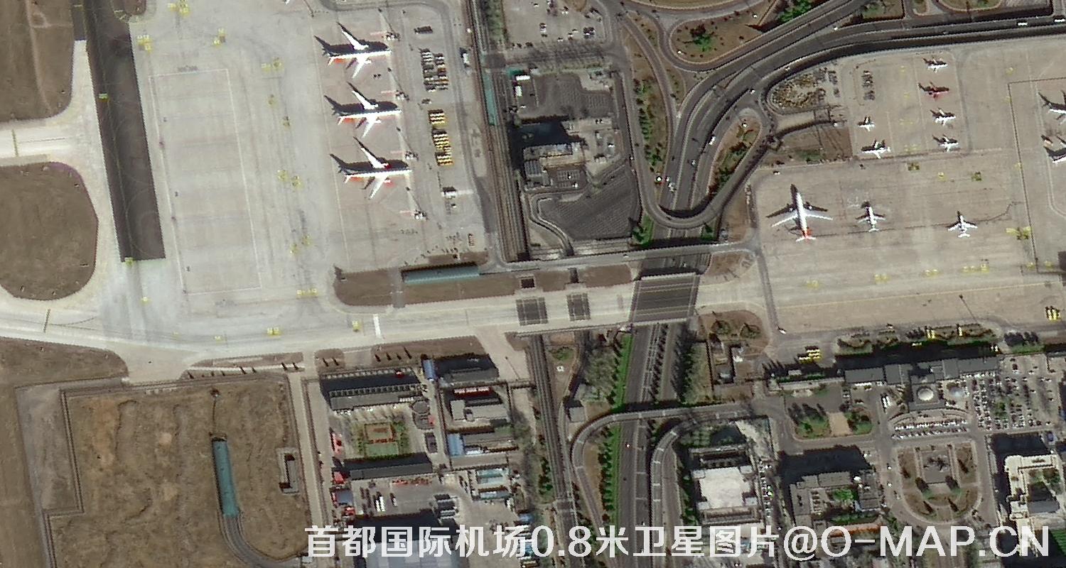 北京首都国际机场0.8米分辨率卫星图片