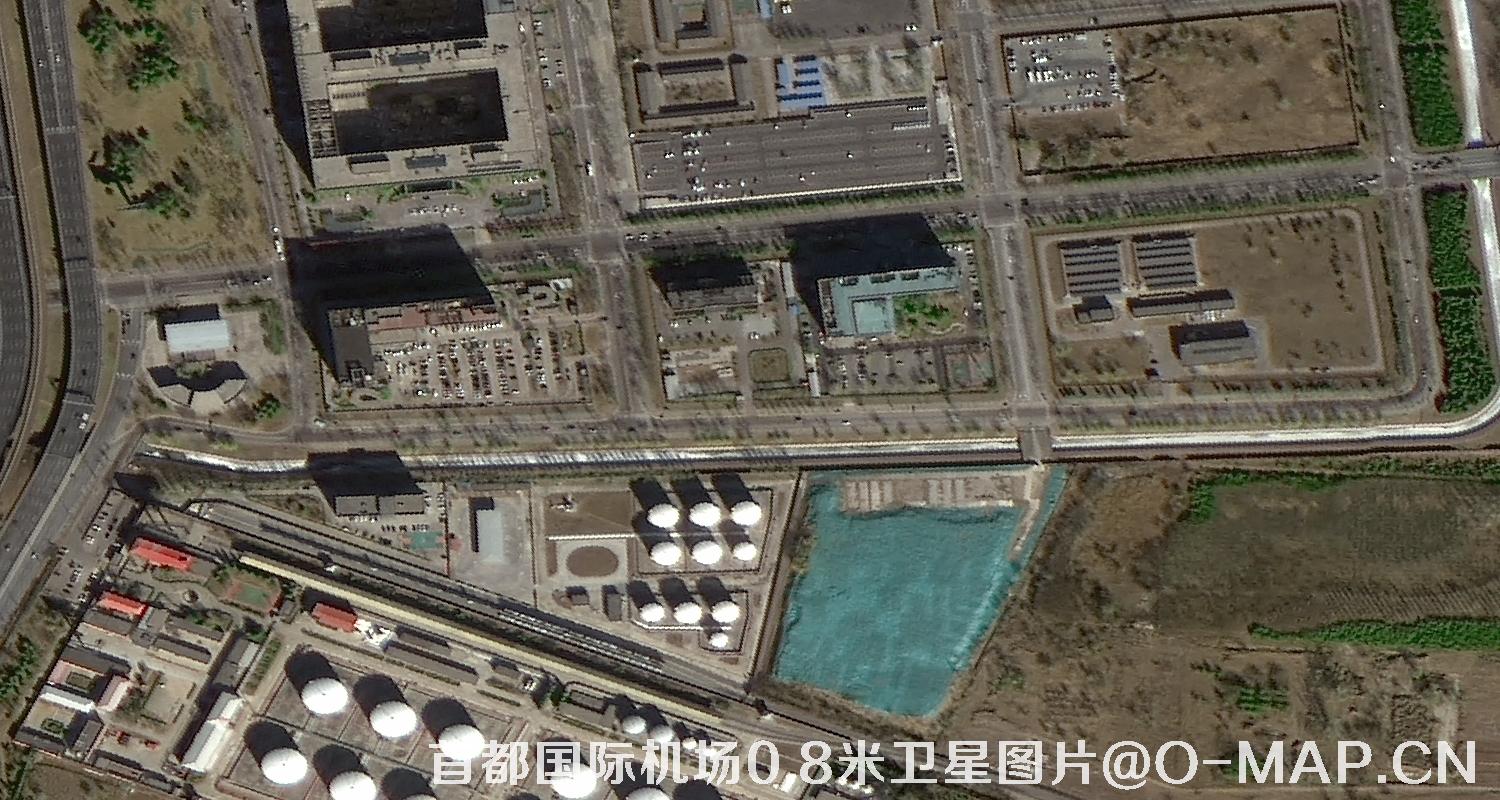 北京首都国际机场0.8米分辨率卫星图片