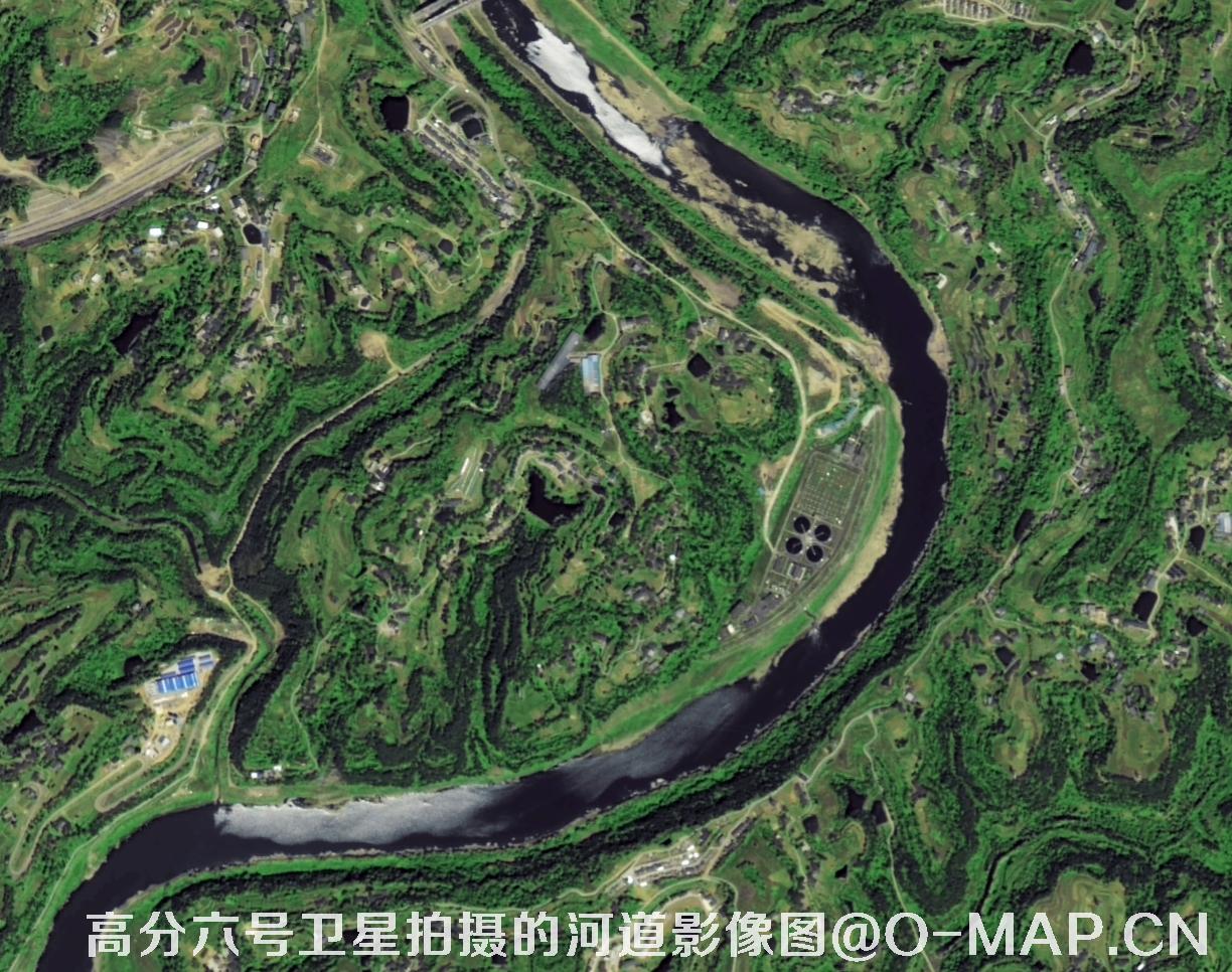 高分六号卫星拍摄的河道2米分辨率影像图