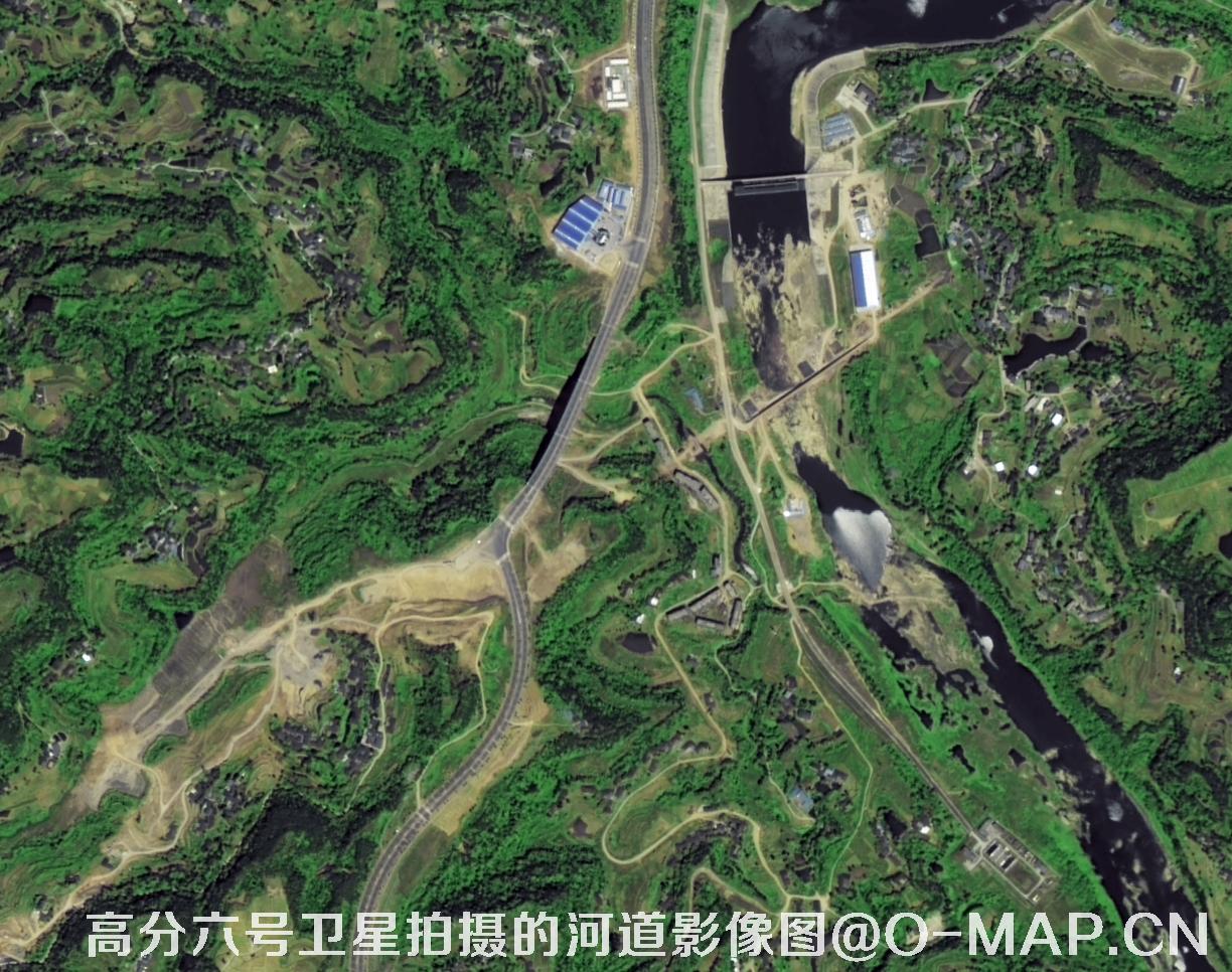 高分六号卫星拍摄的河道2米分辨率影像图