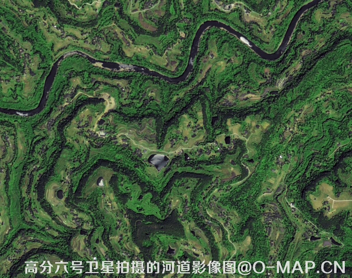 高分六号卫星拍摄的河道2米分辨率影像图