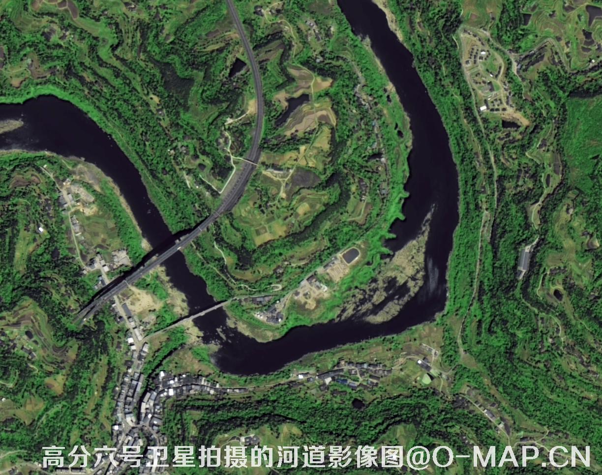 高分六号卫星拍摄的河道2米分辨率影像图